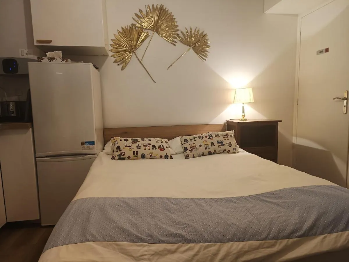 公寓 Studio, Place De La Nation, 1Mn A Pied Du Metro 1,2,6,9 Et Rer A 巴黎