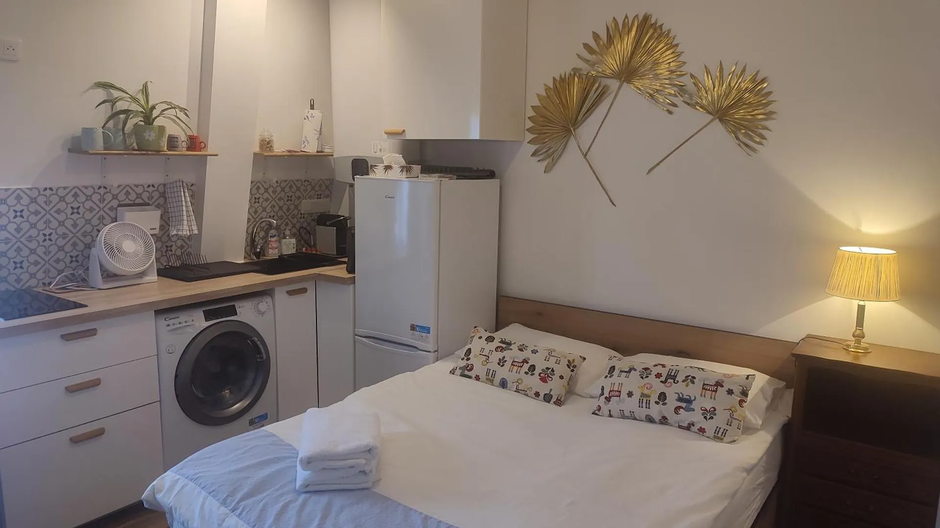 Studio, Place De La Nation, 1Mn A Pied Du Metro 1,2,6,9 Et Rer A 巴黎
